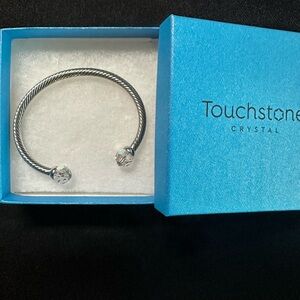 Touchstone Crystal With a Twist Bracelet Aqua